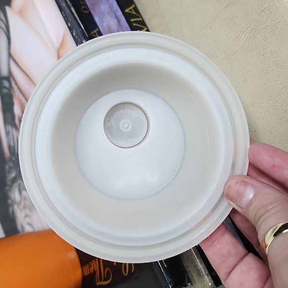 EUC Vintage 60's 70's Midcentury Tupperware Magic Mixer Shaker Orange - Picture 5 of 7